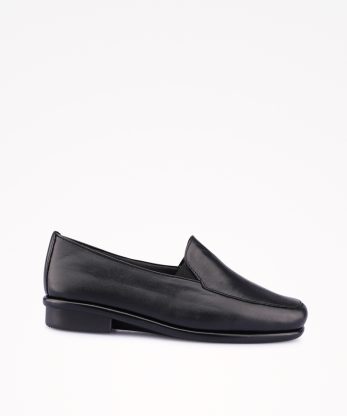 SAPATO LOAFER EM PELE COM SOLA ULTRA FLEX