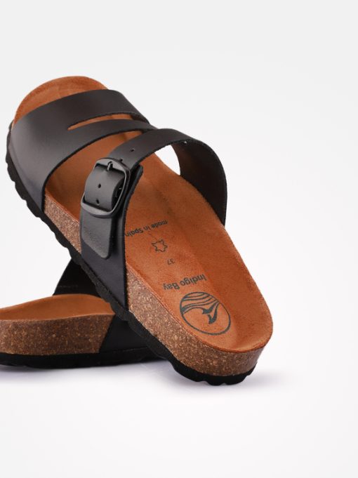 CHINELO INDIGO BAY EM PELE DE FIVELA COM PALMILHA BIO - Image 9