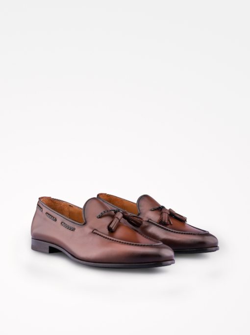SAPATO RASO LOAFER EM PELE SOFT COM BERLOQUES ENTRANÇADOS - Image 2