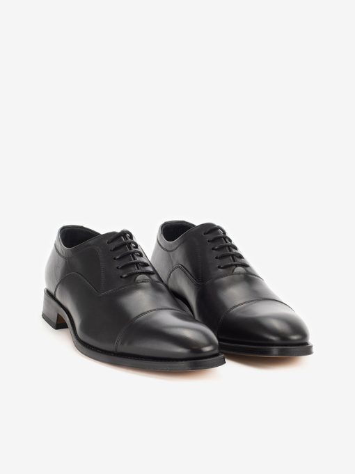 SAPATO OXFORD CLÁSSICO TOSCANINI EM PELE DE ATACADOR COM CAP TOE E SOLA EM COURO - Image 2