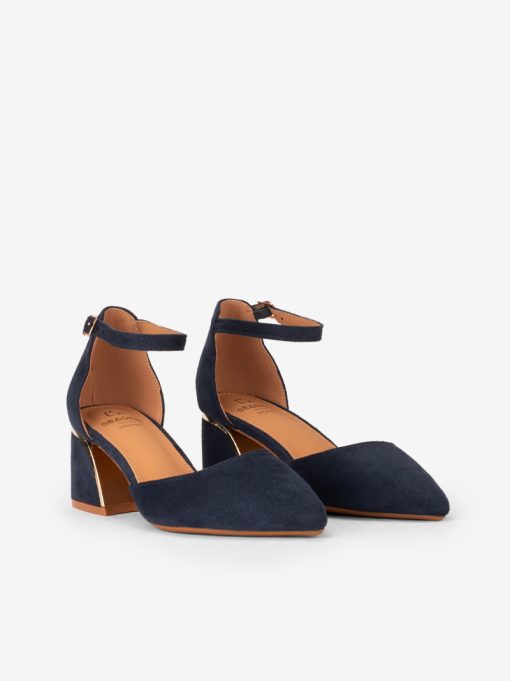 SAPATO PUMP ABERTO LATERAL DE TACÃO COM FORMA PONTIAGUDA E FIVELA NO TORNOZELO - Image 2