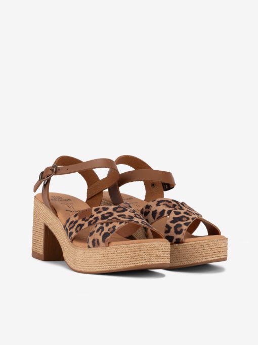 SANDÁLIA DE TIRAS CRUZADAS EM PELE ESTAMPADA - Image 2