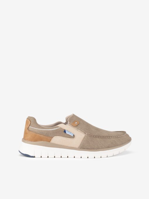 SAPATO SLIP ON ESTILO MOCASSIN DESPORTIVO EM CANVAS