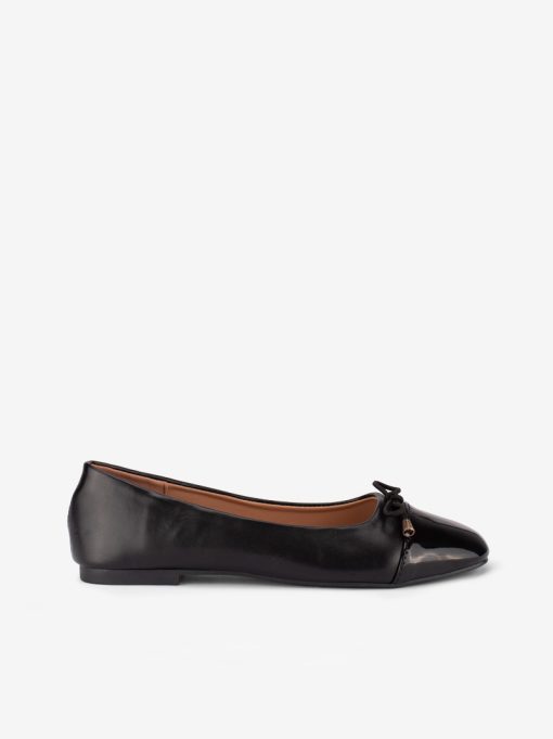 SABRINA DE FORMA QUADRADA COM CAP TOE E LAÇO DE PONTAS METÁLICAS - Image 3