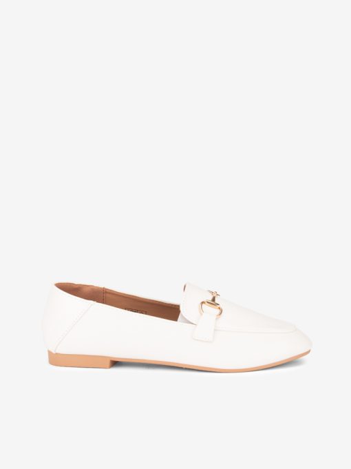 SAPATO LOAFER ESTILO MOCASSIN COM APLICAÇÃO METÁLICA