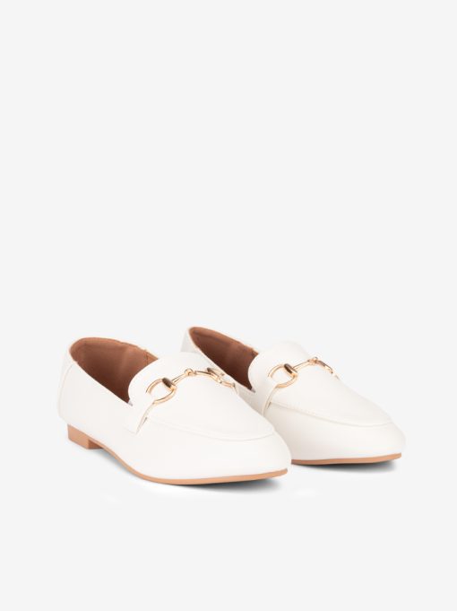 SAPATO LOAFER ESTILO MOCASSIN COM APLICAÇÃO METÁLICA - Image 2
