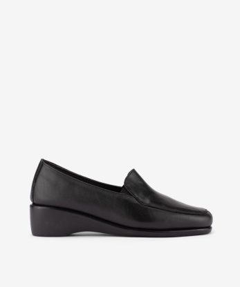 SAPATO LOAFER EM PELE