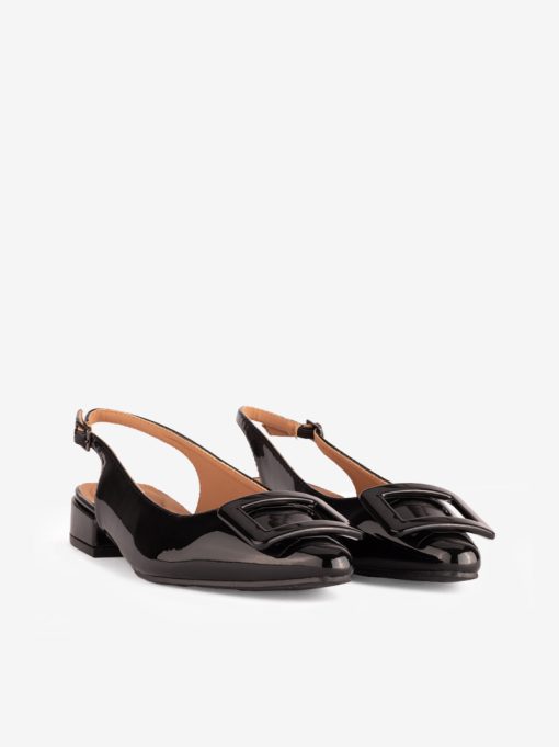 SAPATO SLING BACK EM VERNIZ DE TACÃO BAIXO COM FORMA PONTIAGUDA - Image 2