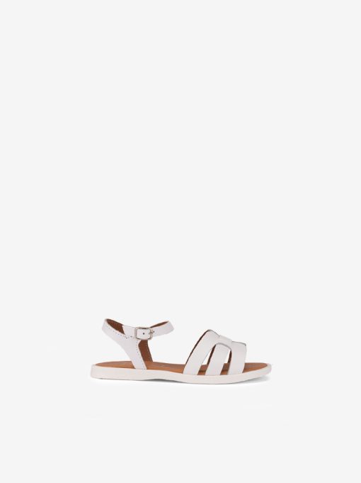 FLAT LEATHER SANDAL WITH CROSS-OVER PIECE