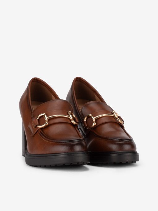 SAPATO LOAFER DE TACÃO ESTILO MOCASSIN COM APLICAÇÃO METÁLICA - Image 2