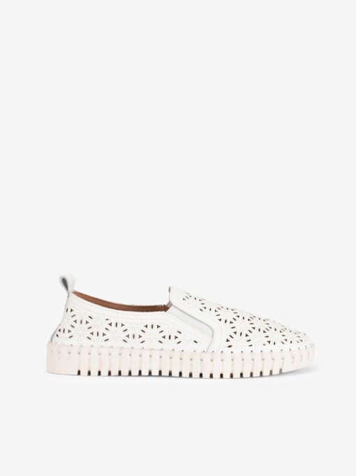 SAPATO SLIP ON DE ELÁSTICO EM PELE PERFURADA COM SOLA FLEX - Image 3