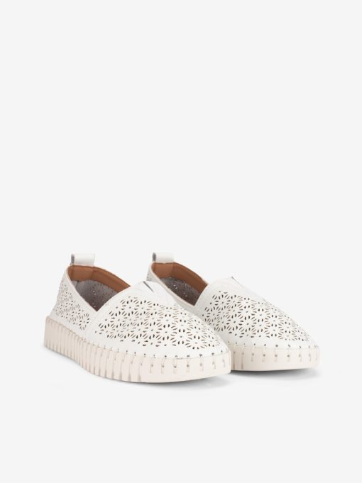 SAPATO LOAFER DE ELÁSTICO EM PELE PERFURADA COM SOLA FLEX - Image 4