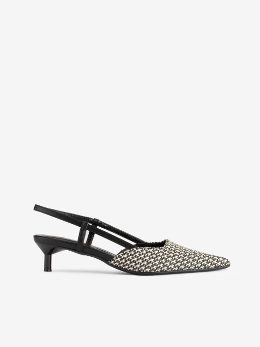 SAPATO PUMP SLING BACK EM RÁFIA DE SALTO KITTEN COM FORMA PONTIAGUDA