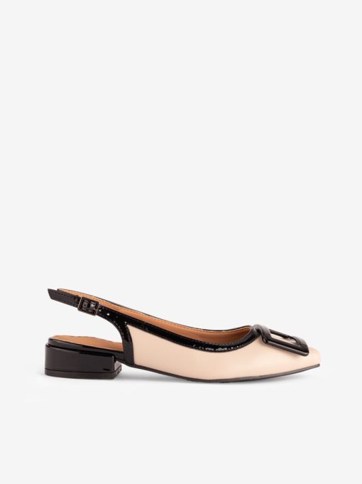 SAPATO SLING BACK EM VERNIZ DE TACÃO COM APLICAÇÃO