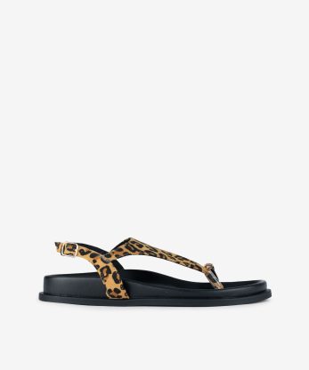 SANDÁLIA RASA COM ESTAMPADO LEOPARDO DE PALMILHA ANATÓMICA COM APLICAÇÃO METÁLICA
