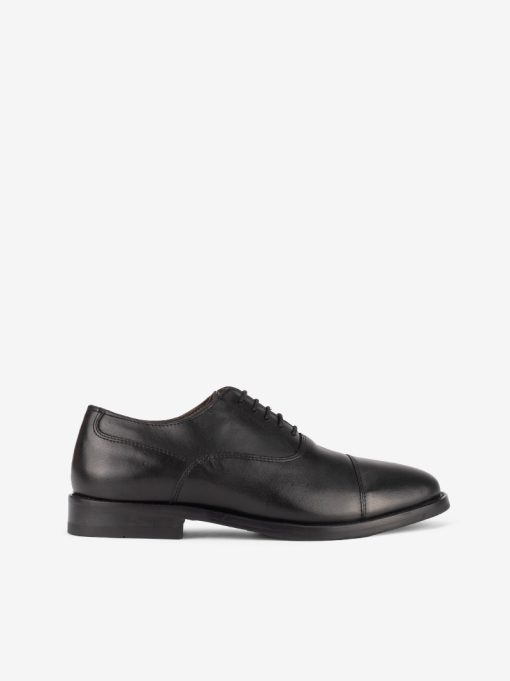 CLASSIC LEATHER LACE-UP OXFORD SHOE