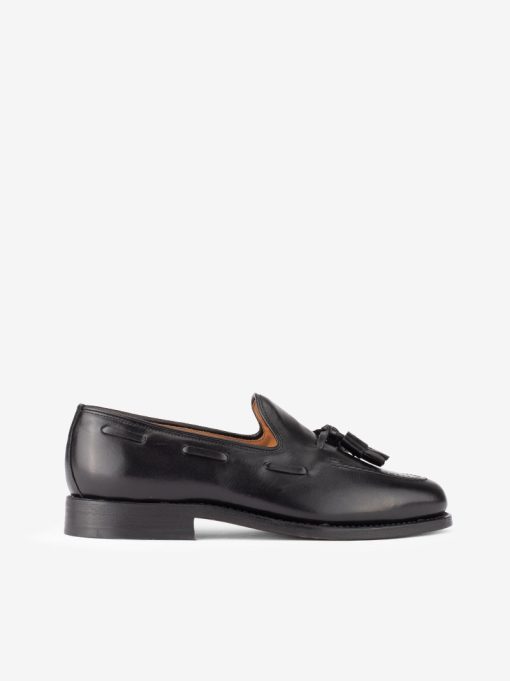MOCCASIN STYLE LOAFER SHOE IN CHARM LEATHER WITH GOODYEAR WELTED LEATHER SOLE