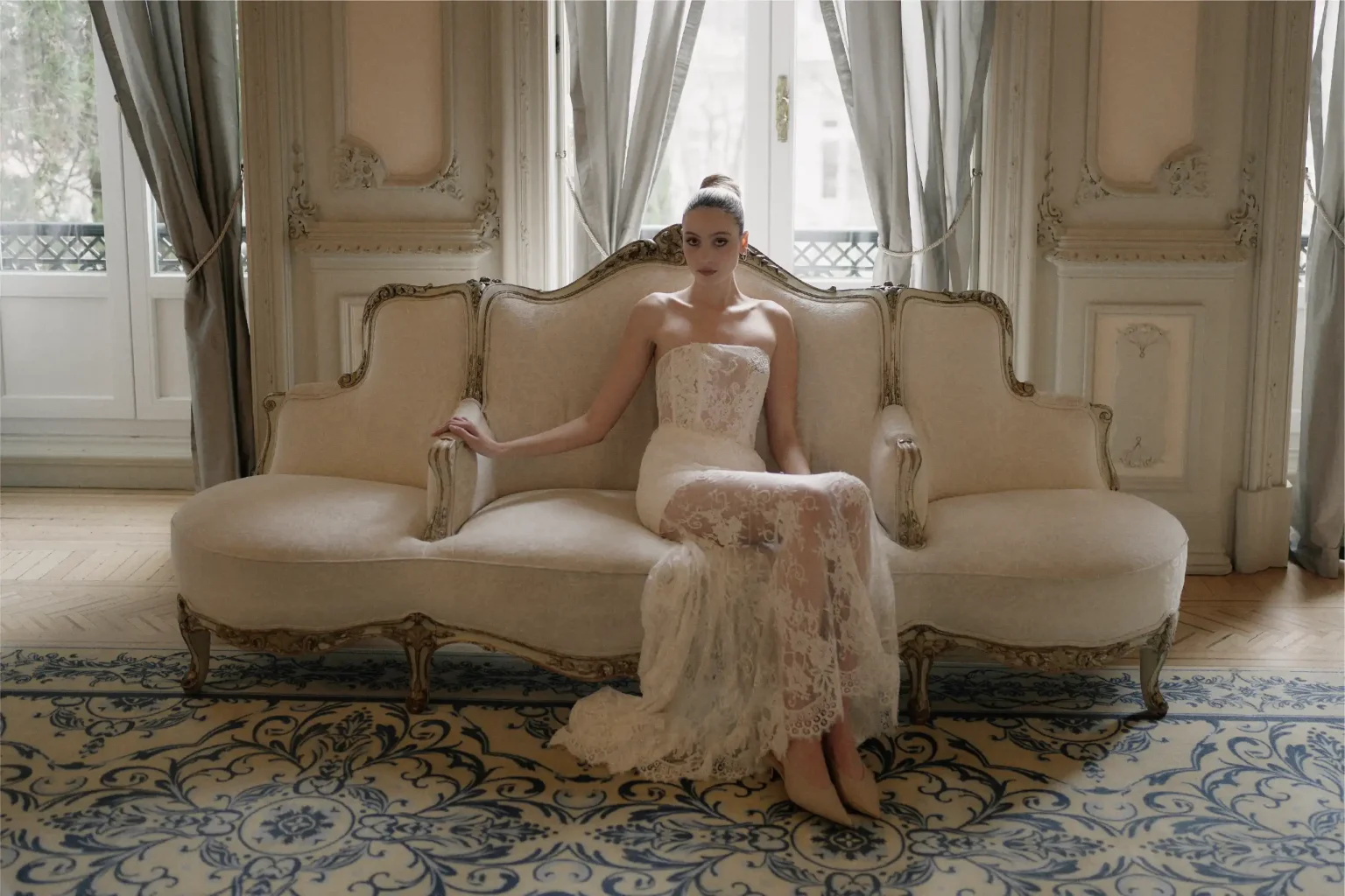 INSPIRING GLAMOUR