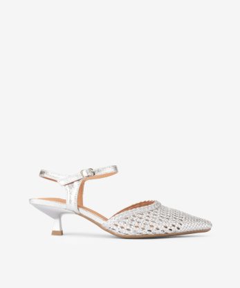 SAPATO SLING BACK METALIZADO DE SALTO KITTEN COM PEÇA ENTRANÇADA EM FORMA PONTIAGUDA