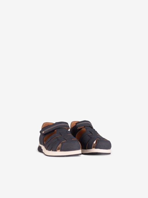 SANDÁLIA FECHADA DE VELCRO COM REFORÇO NO CALCANHAR - Image 2