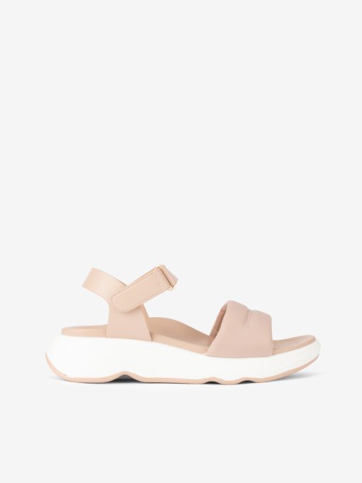 SANDÁLIA DE VELCRO COMBINADA COM LICRA EM SOLA PLATAFORMA