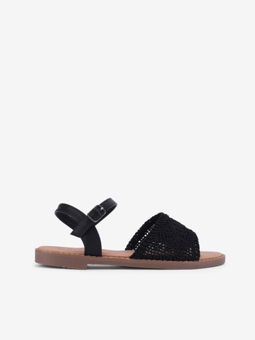 SANDÁLIA RASA DE FIVELA COMBINADA COM PEÇA RENDADA - Image 3