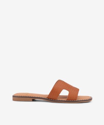 CHINELO DE SOLA RASA EM PELE GRAVADA
