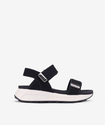 SANDÁLIA DESPORTIVA COMBINADA COM TIRAS DE VELCRO EM SOLA PLATAFORMA