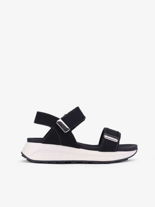 SANDÁLIA DESPORTIVA COMBINADA COM TIRAS DE VELCRO EM SOLA PLATAFORMA