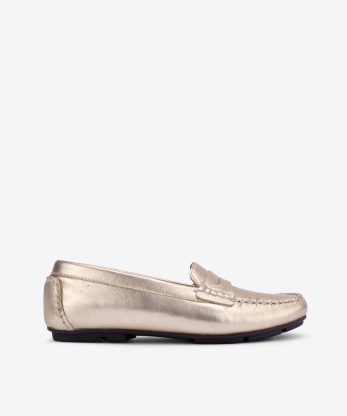 SAPATO MOCASSIN EM PELE METALIZADA COM COSTURAS HANDMADE