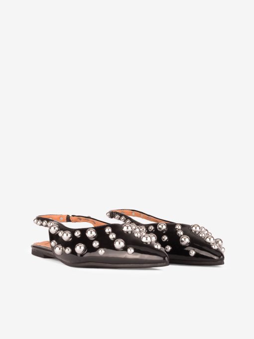 SAPATO RASO SLING BACK COM APLICAÇÕES DE TACHAS METÁLICAS - Image 2
