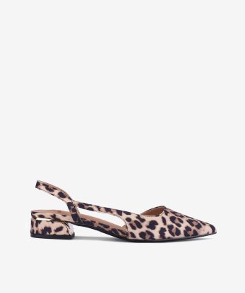 SAPATO SLING BACK DE TACÃO COM DETALHE METÁLICO