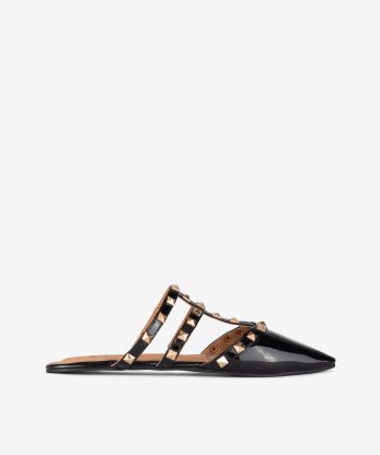 SAPATO MULE COM APLICAÇÕES METÁLICAS EM FORMA PONTIAGUDA - PRETO, 40