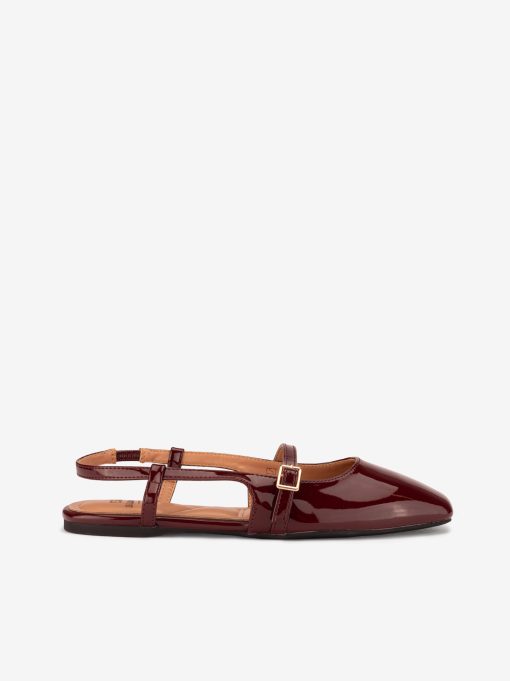 SAPATO RASO SLING BACK EM VERNIZ COM FORMA QUADRADA