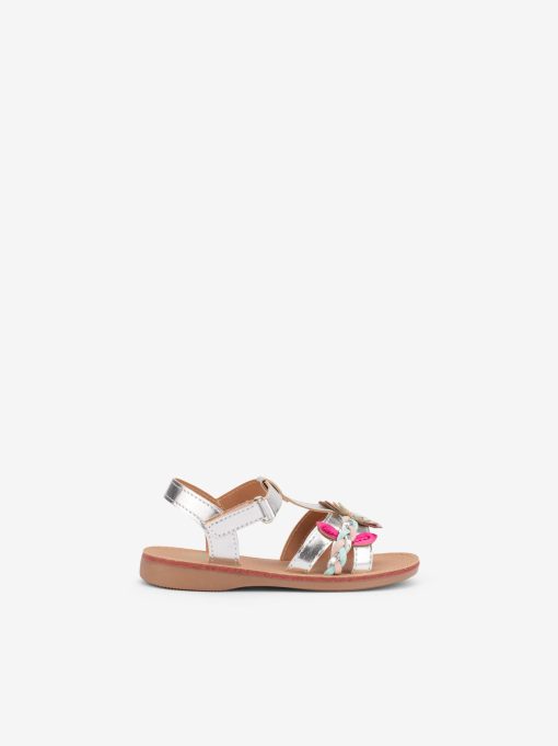 SANDÁLIA METALIZADA DE VELCRO COM APLICAÇÃO