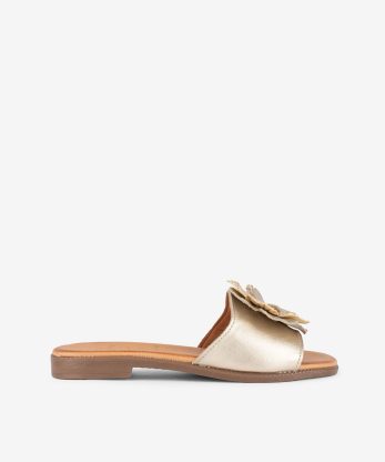 CHINELO COM APLICAÇÃO DE FLOR EM CROUTE CAMURÇA
