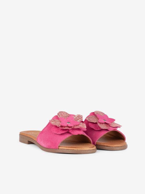 CHINELO COM APLICAÇÃO DE FLOR EM CROUTE CAMURÇA - Image 4