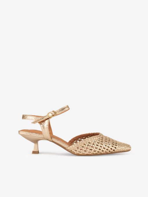 SAPATO SLING BACK METALIZADO DE SALTO KITTEN COM PEÇA ENTRANÇADA EM FORMA PONTIAGUDA