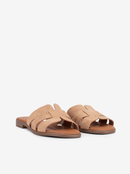 CHINELO RASO COM PEÇAS SOBREPOSTAS EM CROUTE CAMURÇA - Image 2