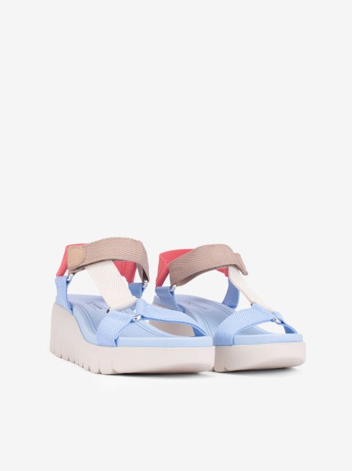 SANDÁLIA ASSIMÉTRICA MULTICOLOR COM FITAS DE VELCRO EM SOLA DE CUNHA - Image 4