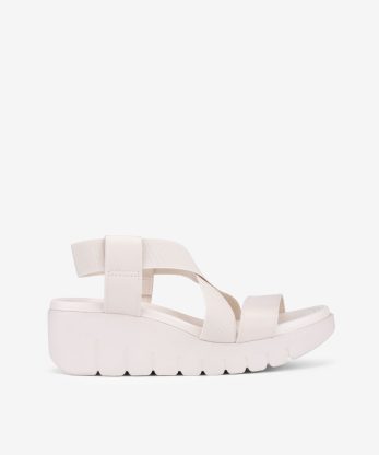 SANDÁLIA COMBINADA COM ELÁSTICOS CRUZADOS EM SOLA DE CUNHA - BRANCO, 38