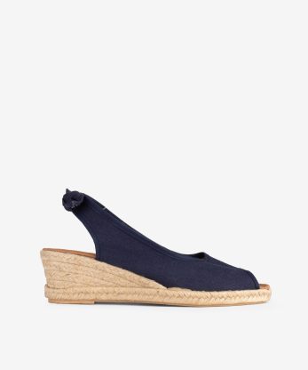 SANDÁLIA PEEP TOE EM CANVAS COM SOLA DE CUNHA CORDA