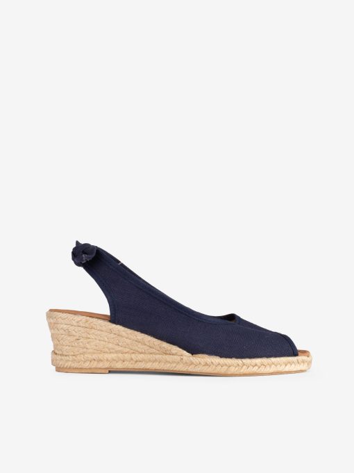 SANDÁLIA PEEP TOE EM CANVAS COM SOLA DE CUNHA CORDA