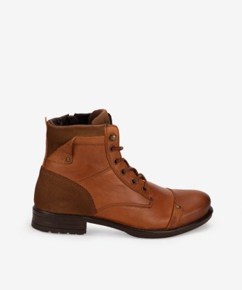 BOTA DE ATACADOR MULTIPEÇA EM PELE COMBINADA COM SOLA DE RASTO