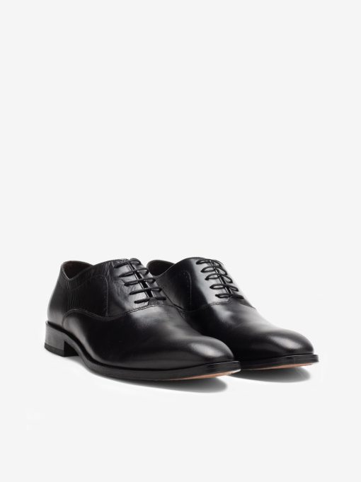 SAPATO OXFORD ESTILO CLÁSSICO EM PELE DE ATACADOR - Image 2