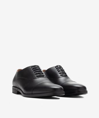 Alternative view of SAPATO OXFORD EM PELE DE ATACADOR COM CAP TOE