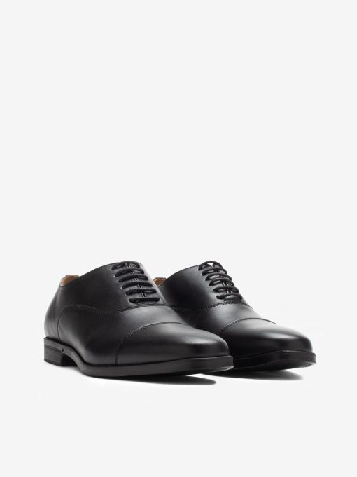 SAPATO OXFORD EM PELE DE ATACADOR COM CAP TOE - Image 2