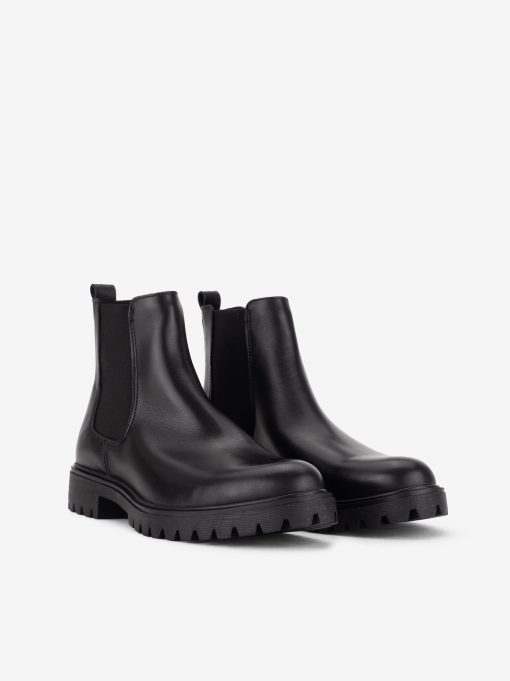 BOTA CHELSEA EM PELE COM SOLA CHUNKY DE RASTO - Image 4