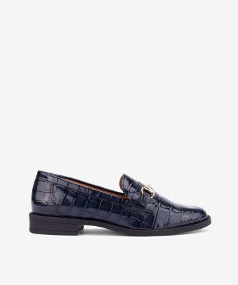 SAPATO LOAFER EM VERNIZ