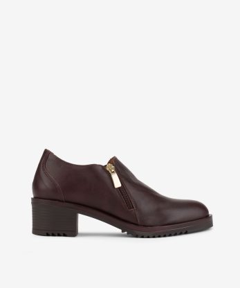 SAPATO SLIP ON EM PELE
